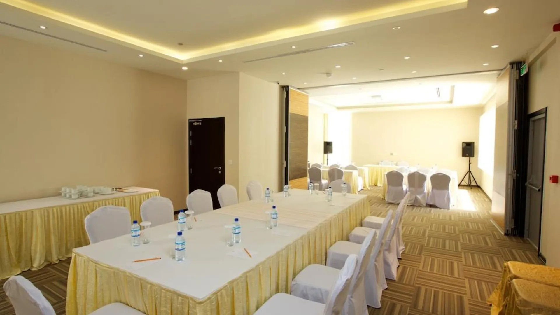 ***  Nehal Hotel Abu Dabi Birleşik Arap Emirlikleri